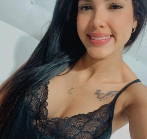 Andrea colombiana caliente Rica y dulce para ti