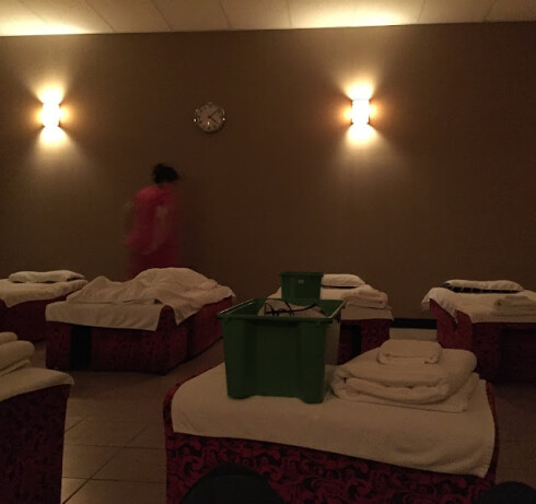 Happy Day Spa Foot & Body Massage