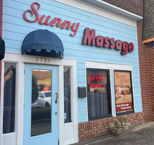 Sunny Massage