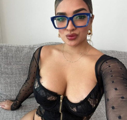 Samanta - I only earn cash no credit cards boys, sorry. call me now ☎️