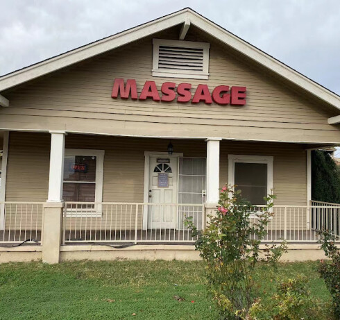 43rd Ave Massage and Spa