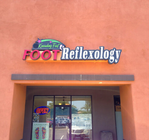 Kneading Feet Reflexology