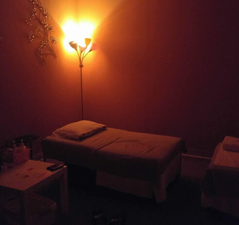 Dee Thai Feet Reflexology Massage