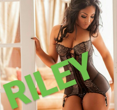 RILEY Allow me to Put your mind at ease...💋